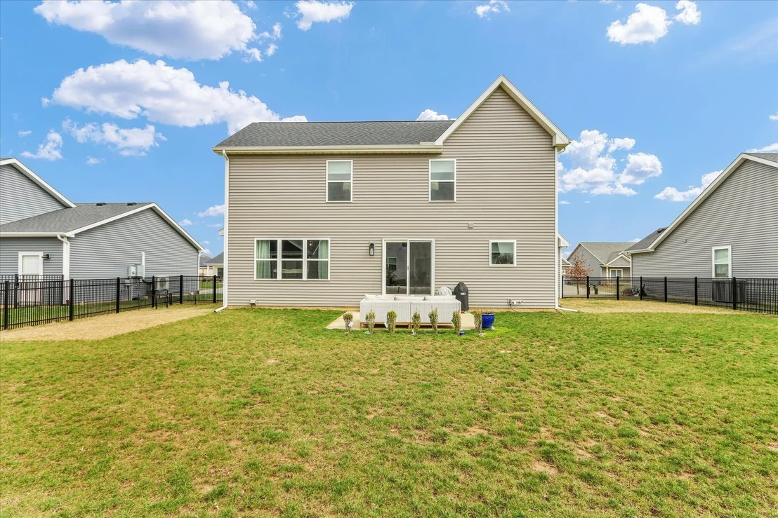 Photo of 1403 Winterberry Road