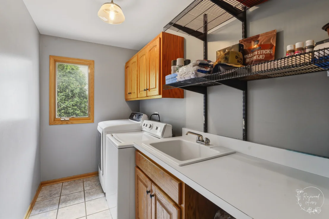 Photo of 1168 Meadow Path