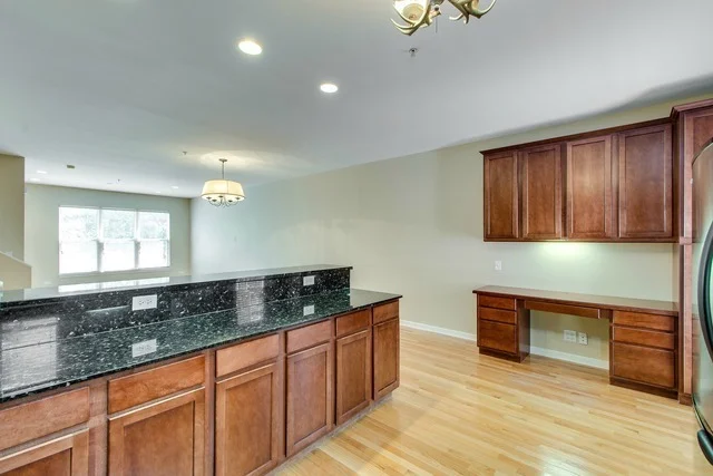 Photo of 525 South Boulevard