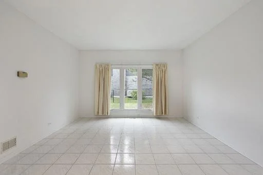 Photo of 945 Bristol Drive