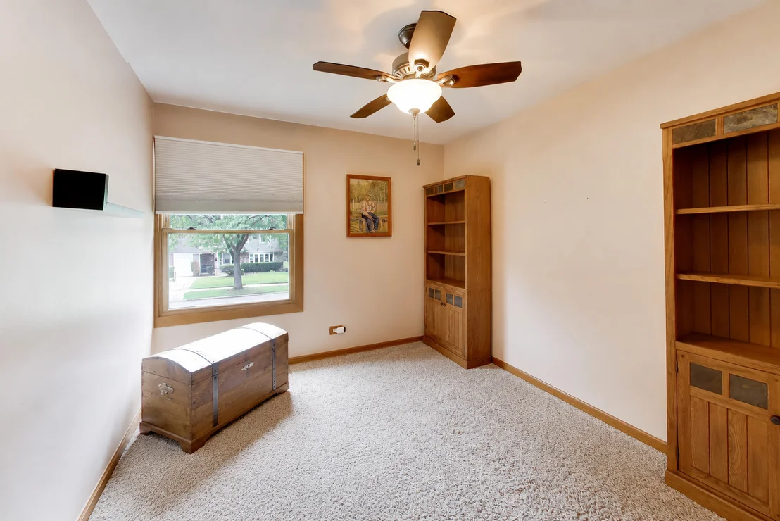 Photo of 650 Nassau Drive