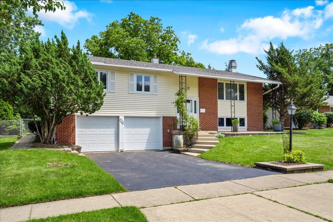 Photo of 4255 Dixon Drive