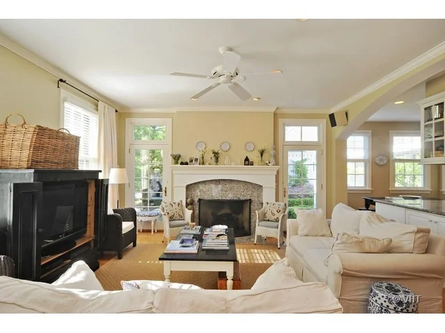 Photo of 580 Evanston Avenue
