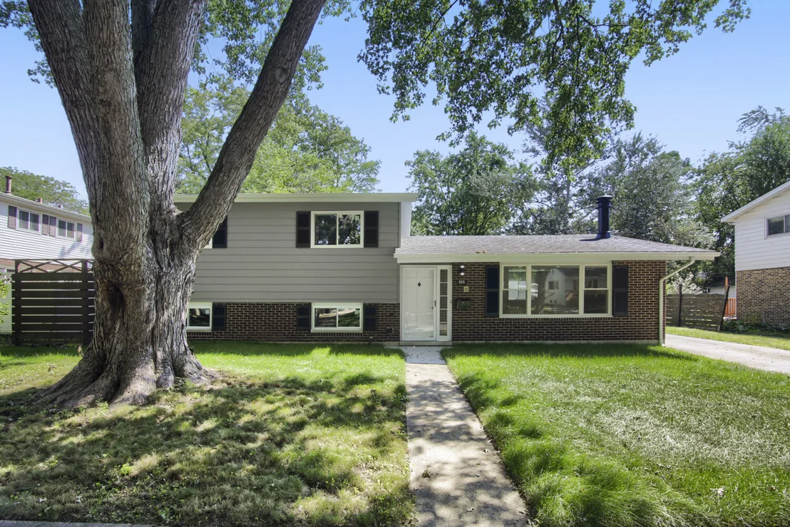 Photo of 305 Jackson Street