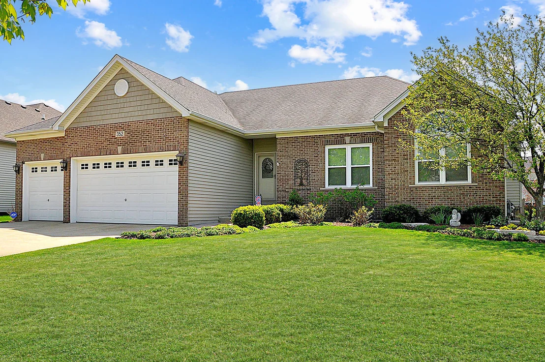 Photo of 352 Andover Drive