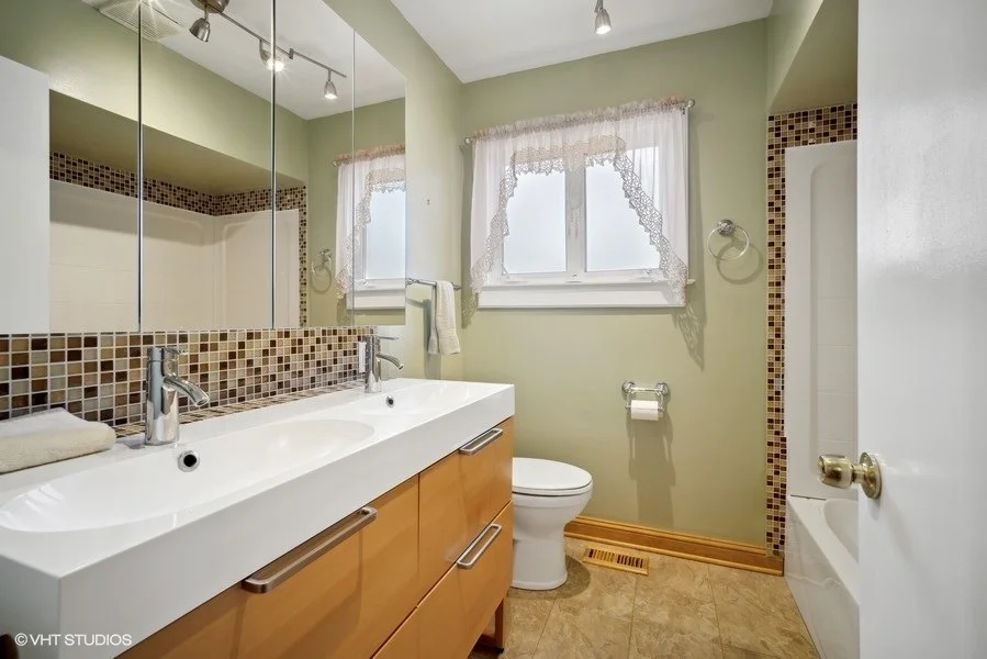 Photo of 160 Highland Avenue