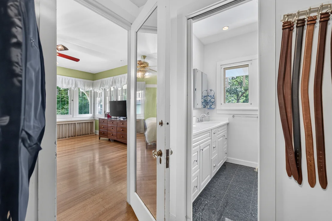 Photo of 729 W Downer Place