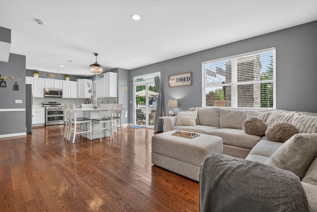 Photo of 25439 Bower Court