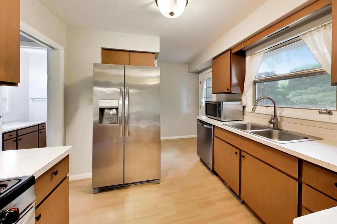 Photo of 717 Cheever Avenue