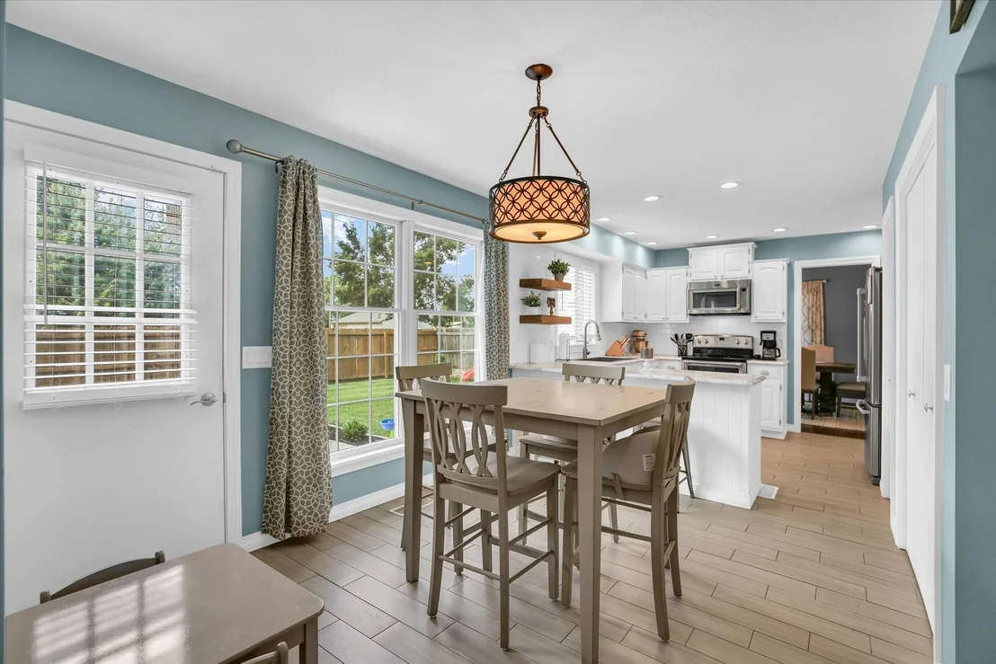 Photo of 1104 PARKSIDE Drive