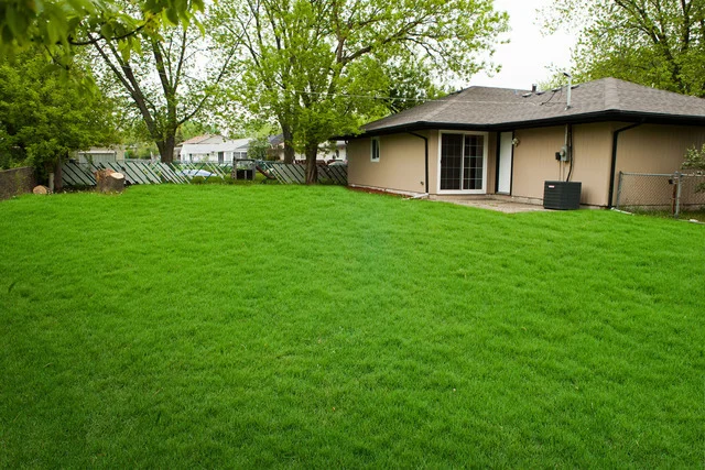 Photo of 400 Freeman Avenue