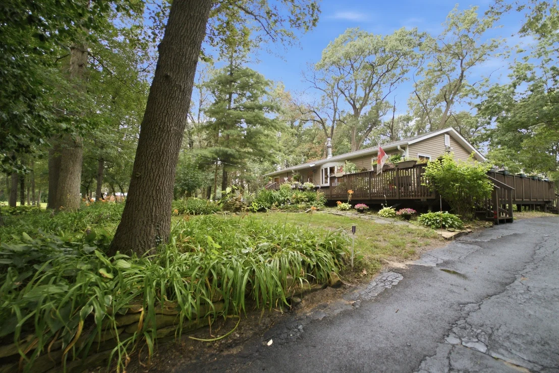 Photo of 330 S 5000w Road