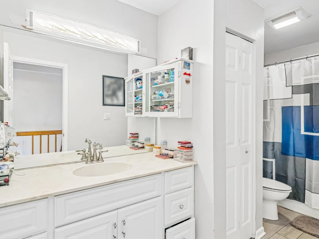 Photo of 281 Whitewood Drive