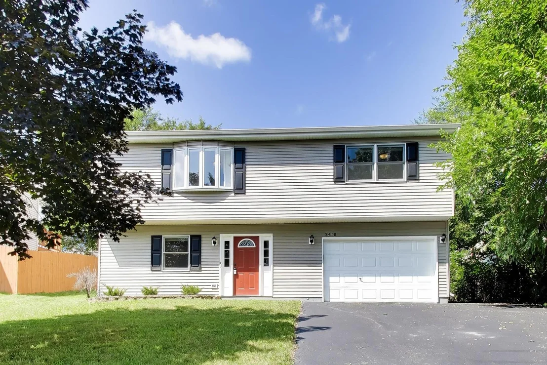 Photo of 5418 Hillside Drive