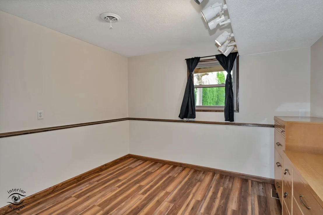 Photo of 856 Quail Drive
