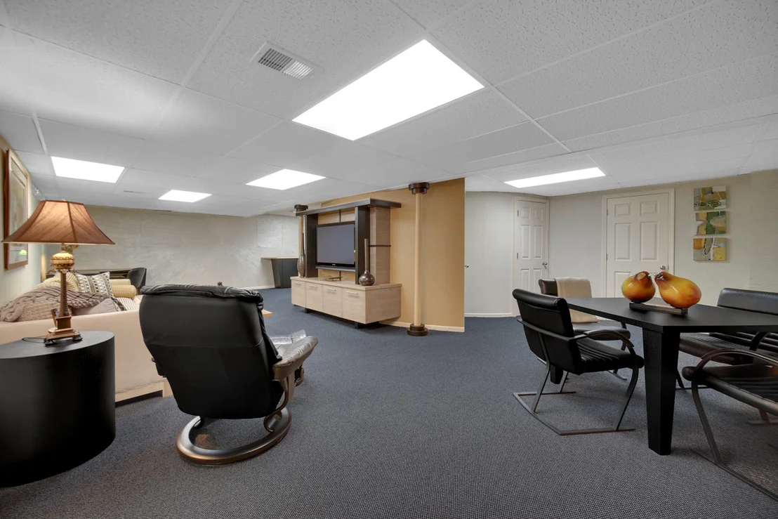 Photo of 968 Coventry Lane