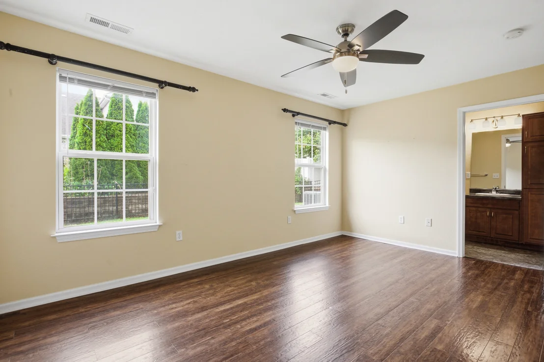 Photo of 409 Lauterbur Lane