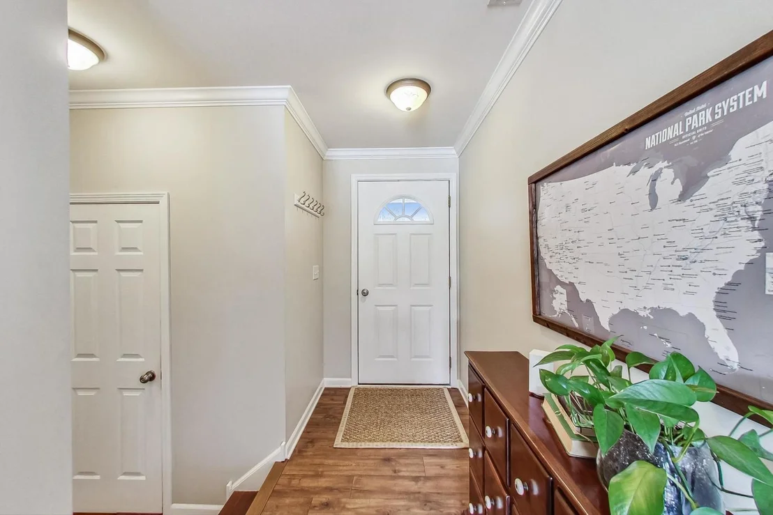Photo of 612 Arbor Circle