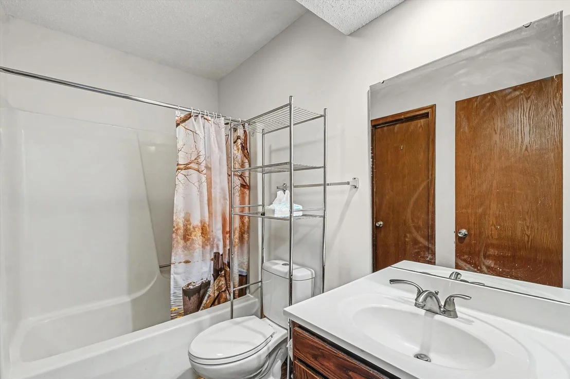 Photo of Unit 2111 at 2111 Sunview Drive