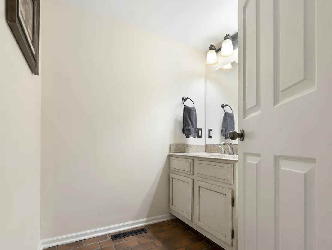 Photo of 7241 Foxfire Drive
