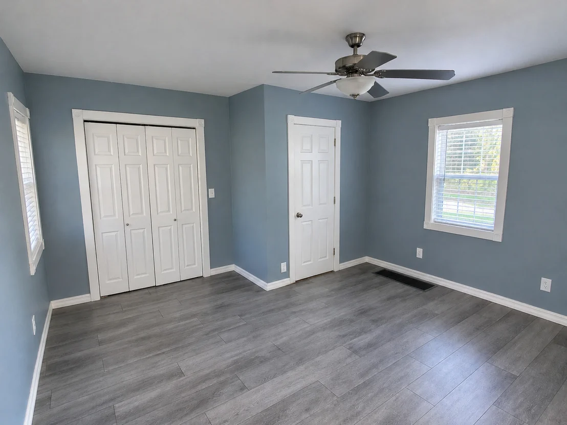 Photo of 736 Swift Avenue