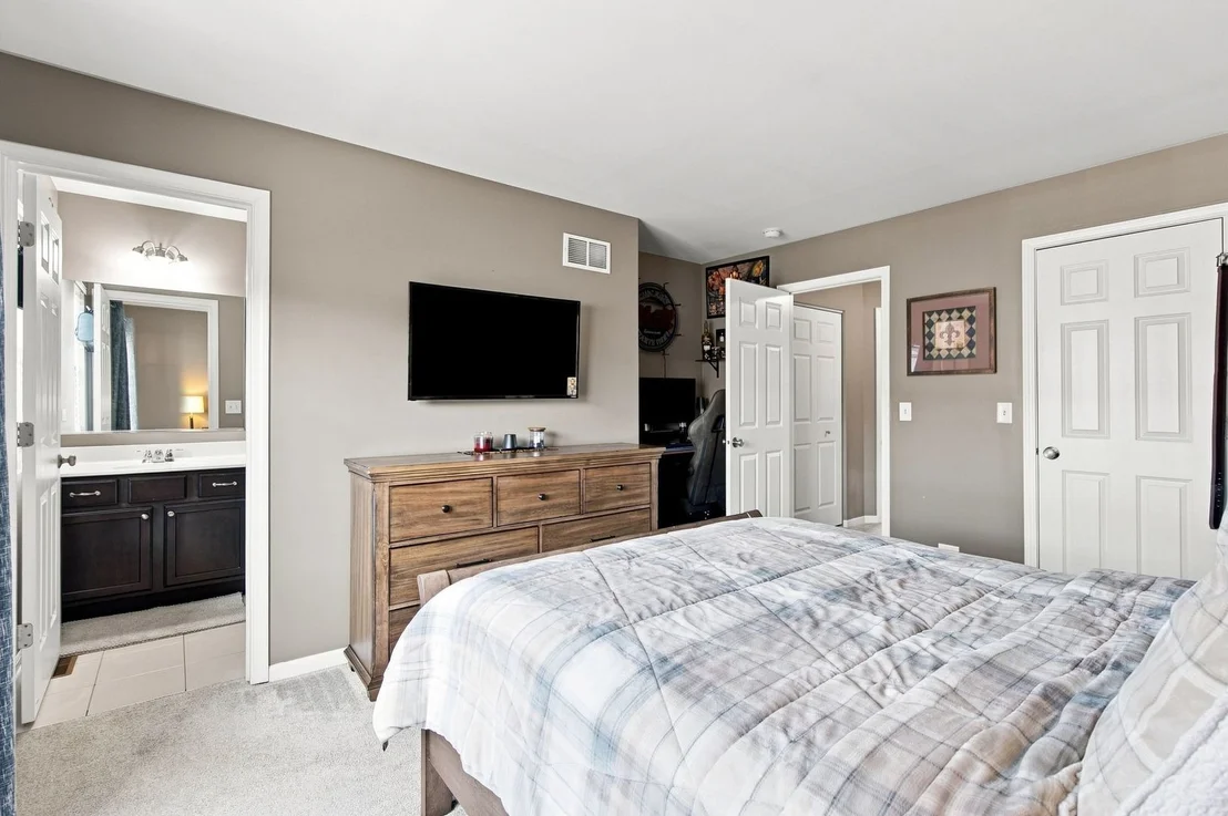 Photo of 267 Garrett Circle