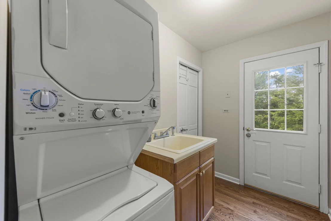 Photo of 2256 Ridgewood Road