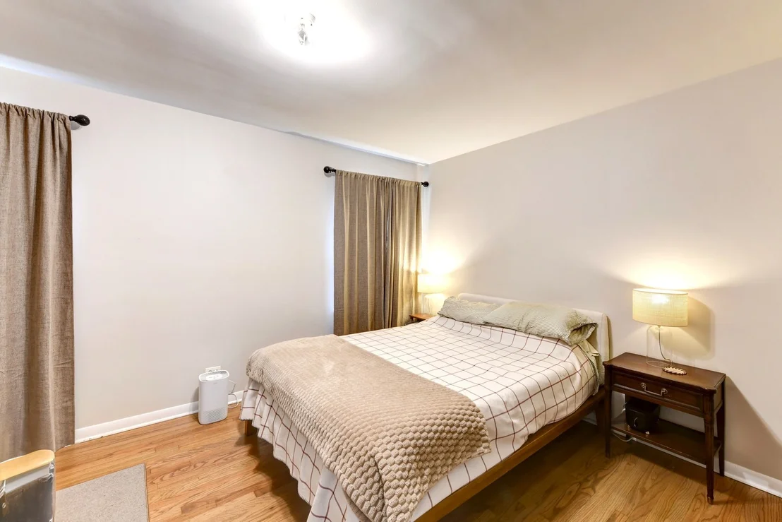 Photo of 1650 Willow Road