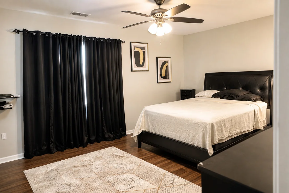 Photo of Unit B at 122 Enclave Circle