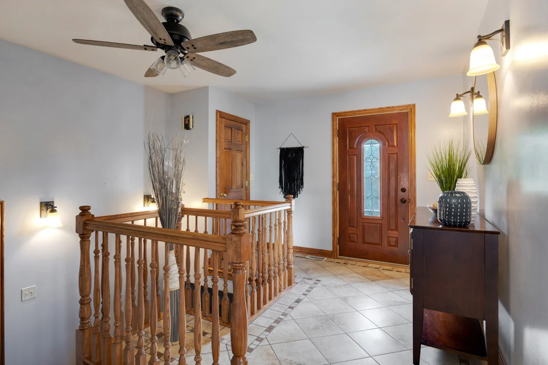 Photo of 703 Crestview Drive