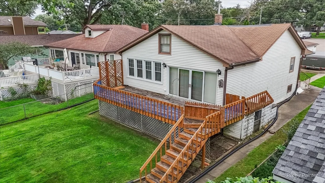 Photo of 2409 Grove Lane