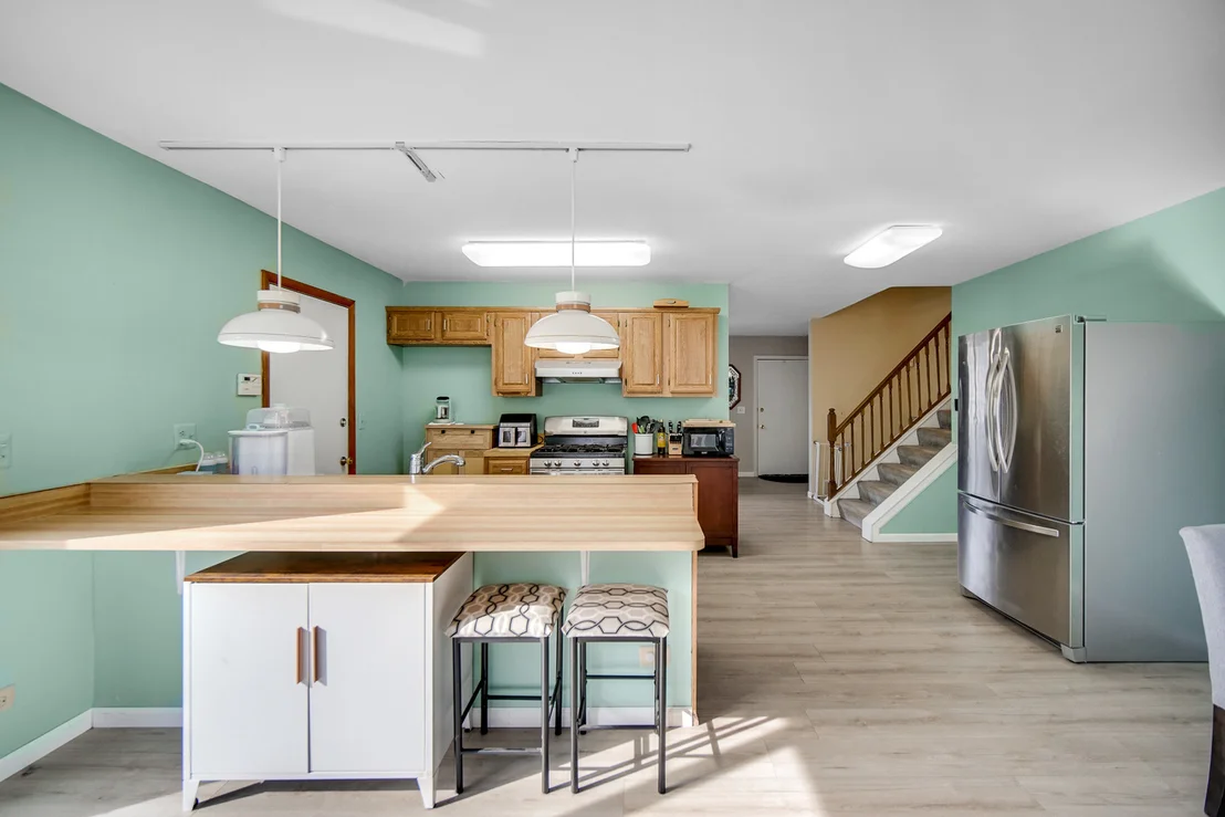 Photo of 951 SURF Court