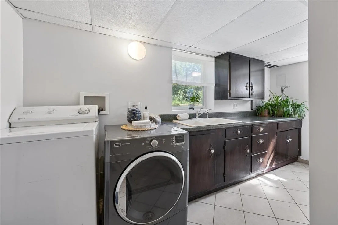 Photo of 226 SUNSET Drive
