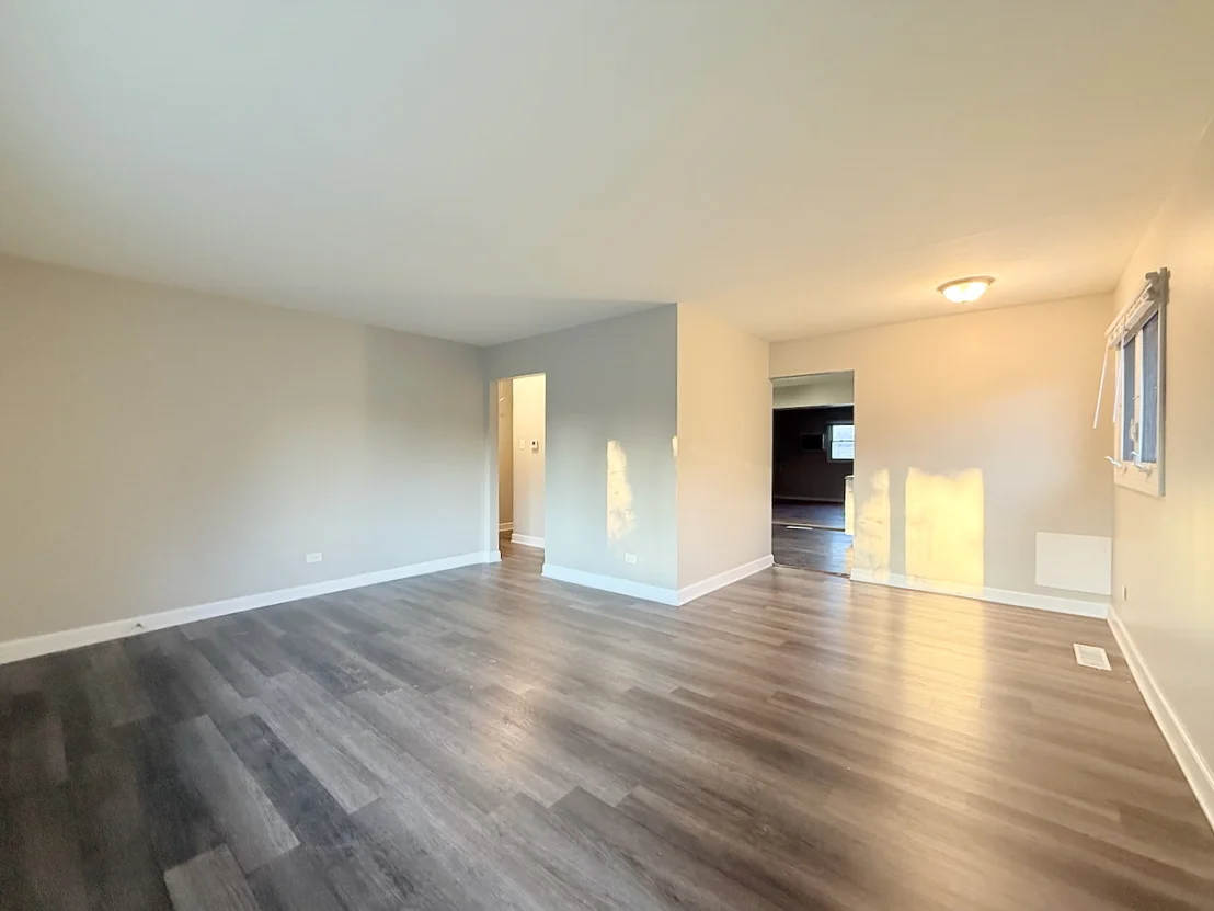 Photo of 17153 Walter Street