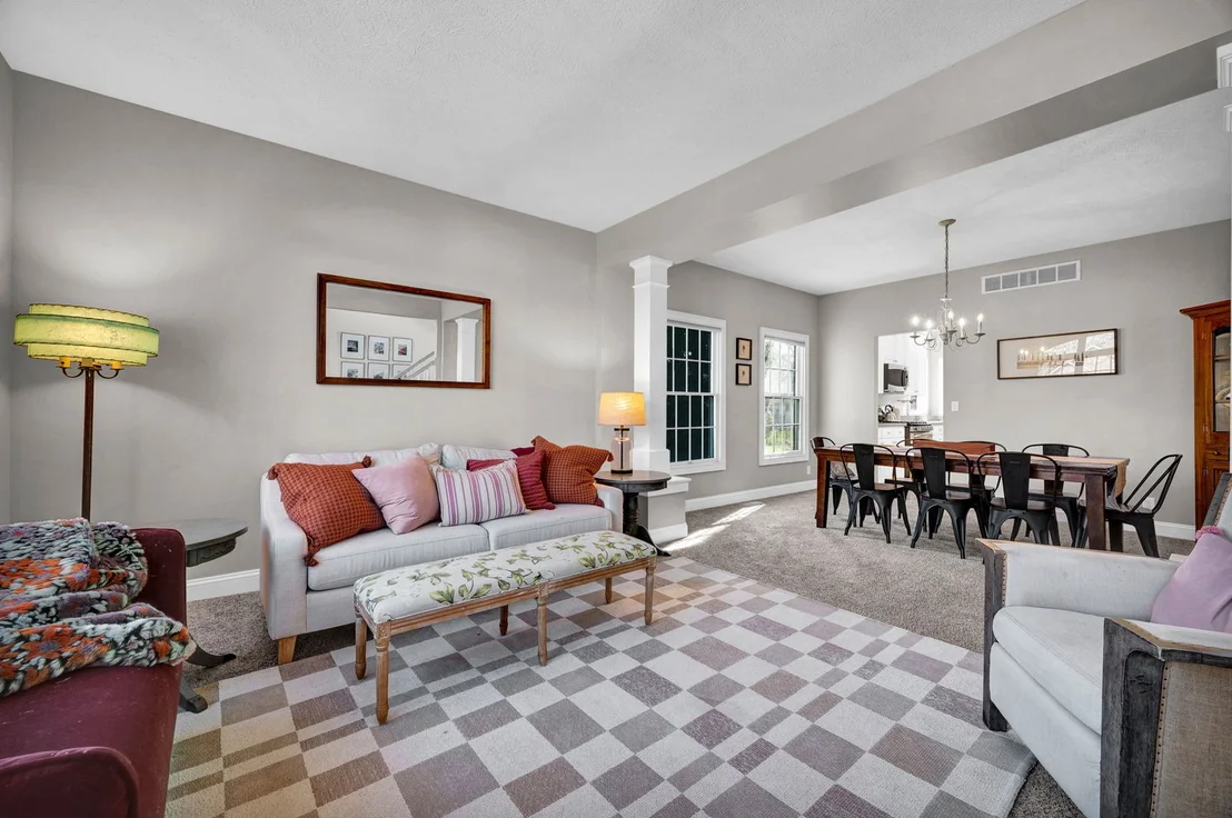 Photo of 2106 Foxtail Road