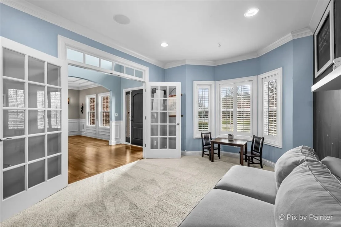 Photo of 647 Bennett Drive