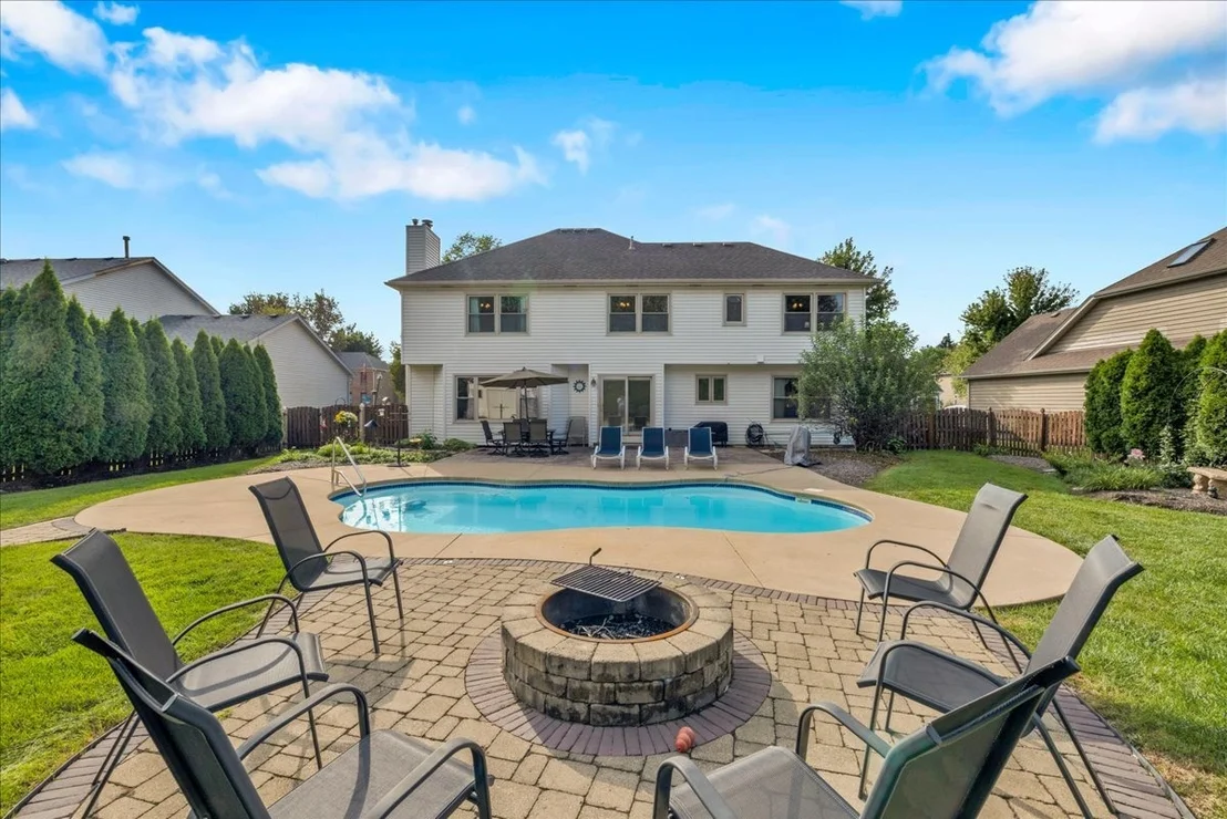 Photo of 236 Isleview Drive