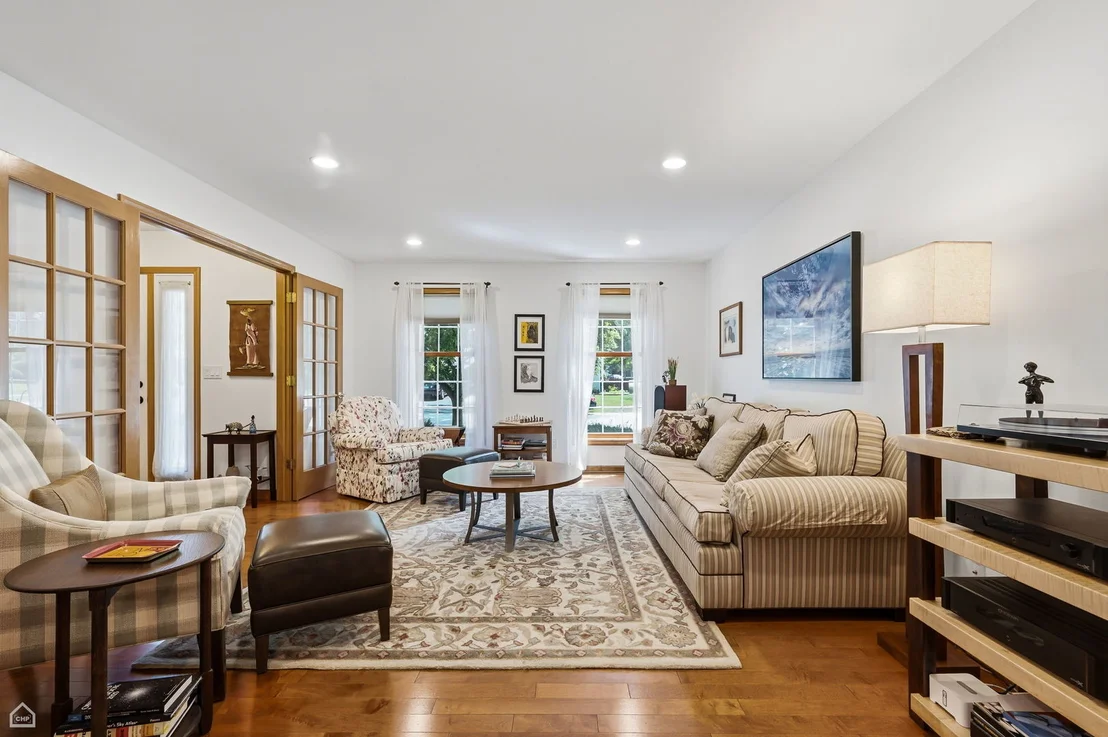 Photo of 2920 Compton Road