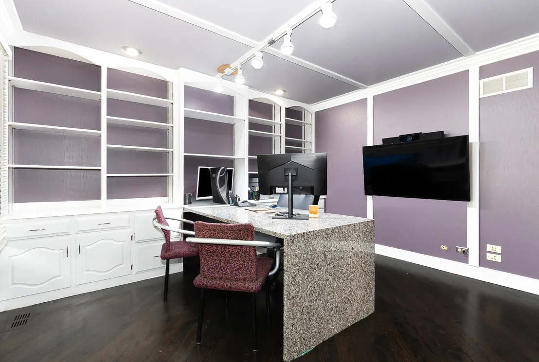 Photo of 4072 Broadmoor Circle