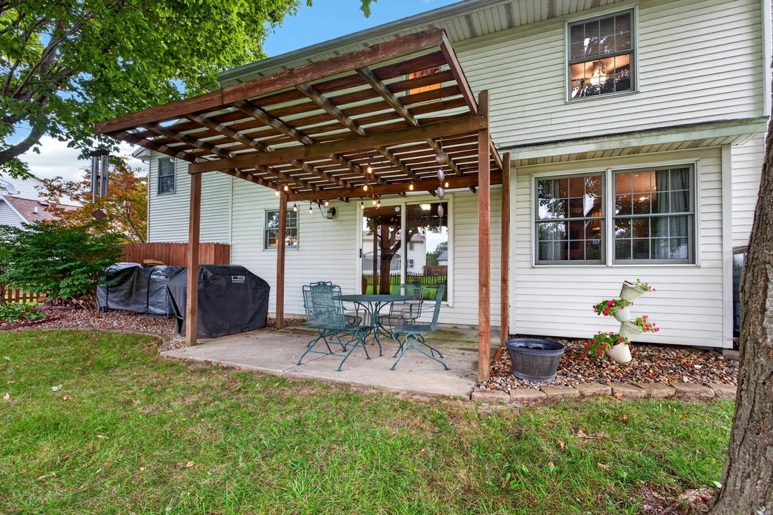 Photo of 1208 Royal Pointe Drive