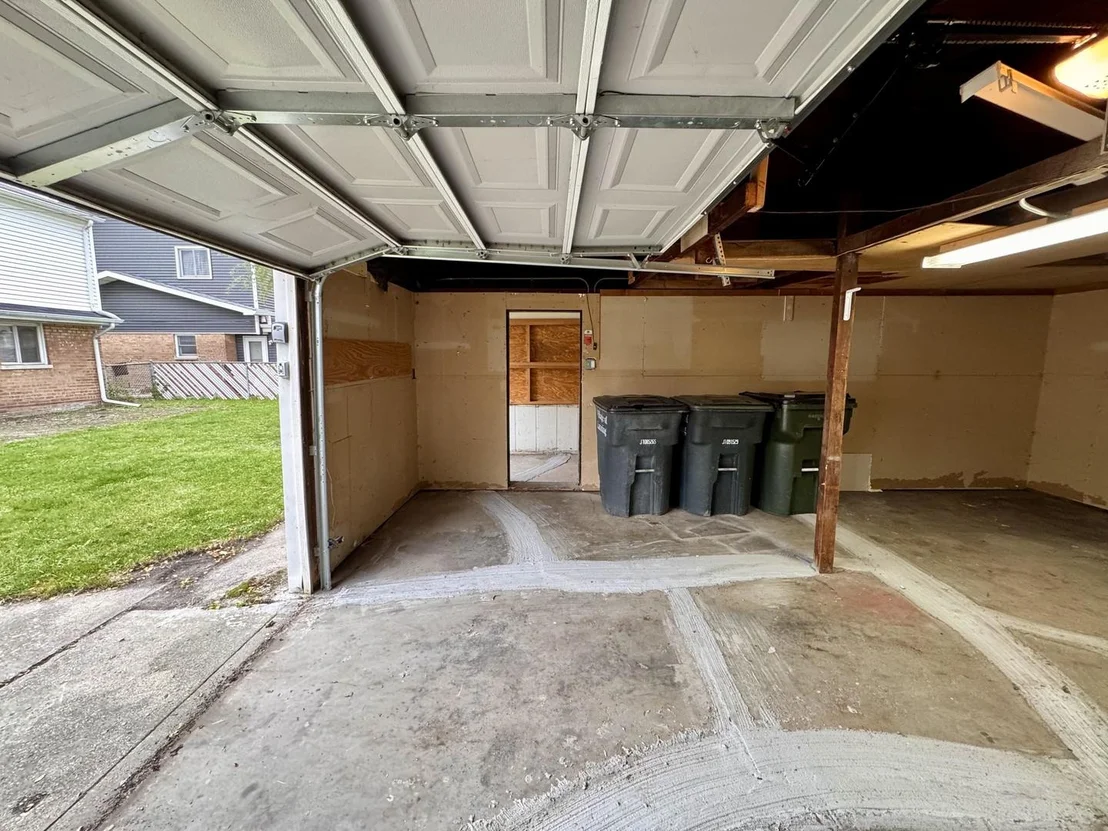 Photo of 17318 Walter Street