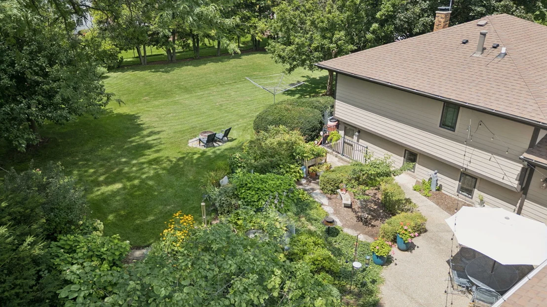 Photo of 11S634 Mcgrath Lane