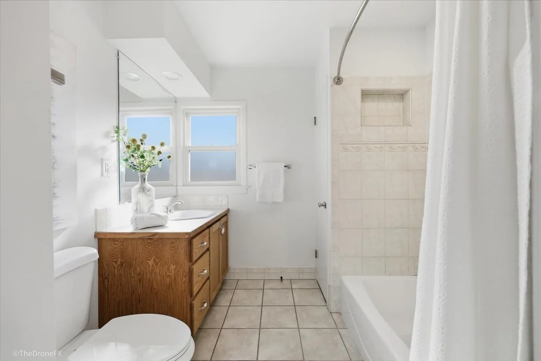 Photo of 1519 Foothill Drive