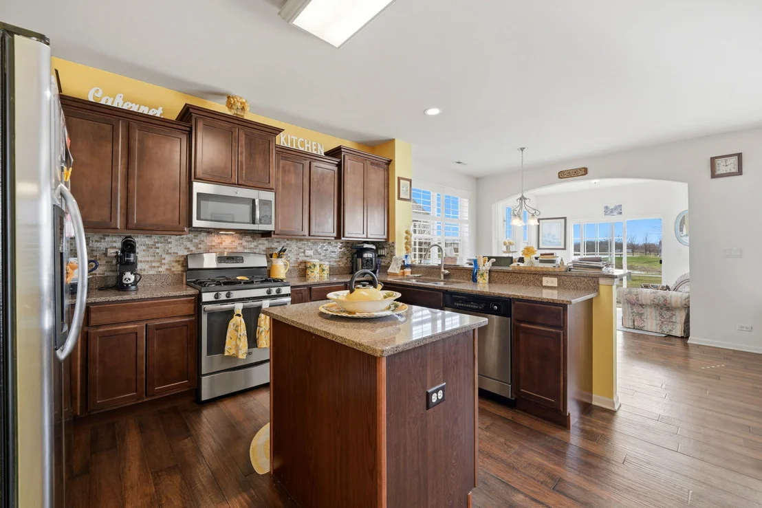 Photo of 561 Autumn Circle