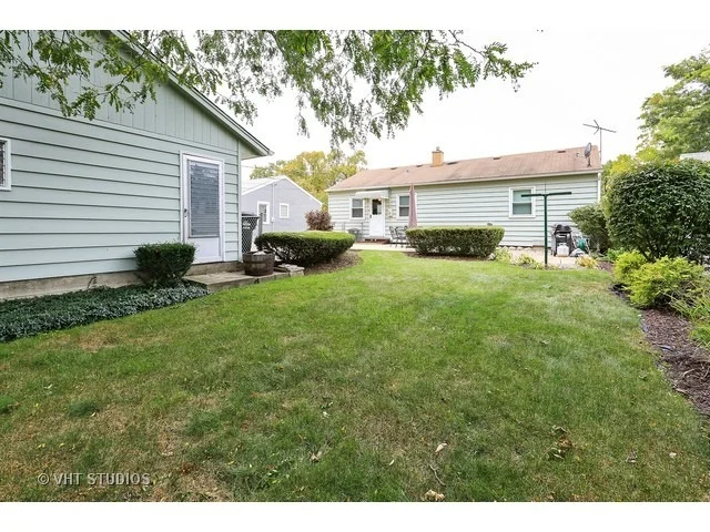 Photo of 877 S Wolf Road
