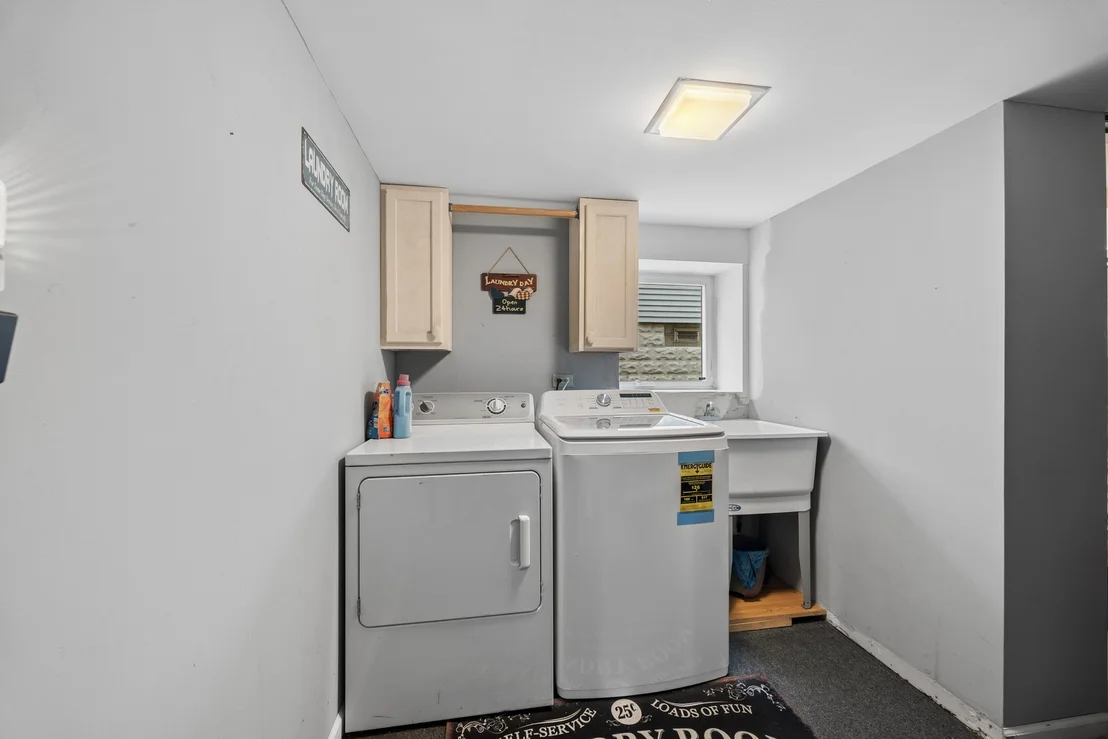 Photo of 4119 Maple Avenue