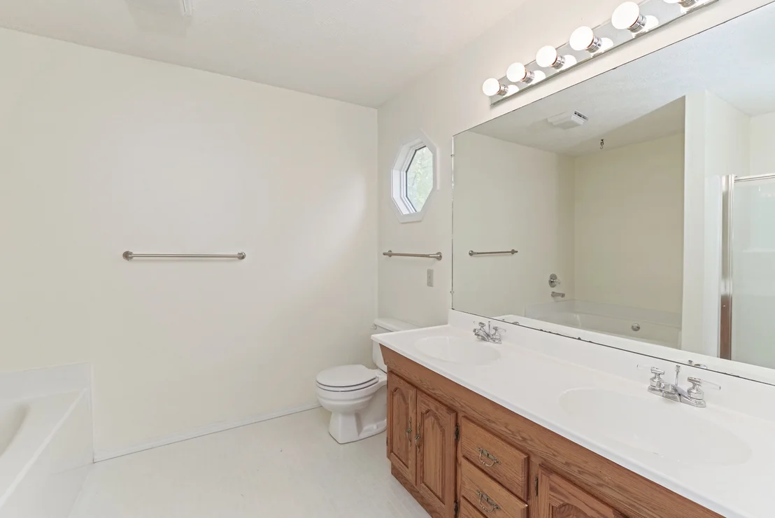 Photo of 116 N Blair Drive