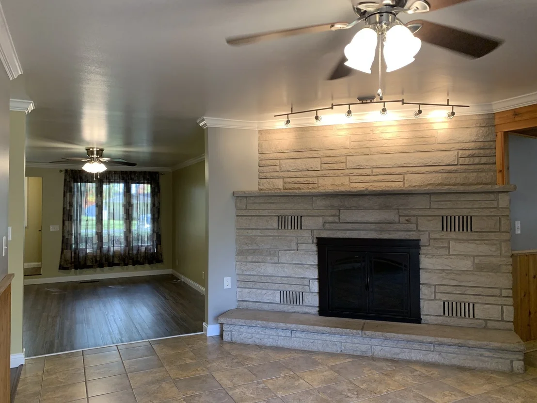 Photo of 2567 E Riverview Drive
