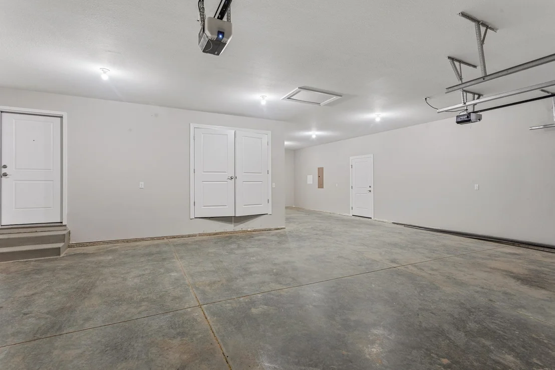 Photo of 202 W Evergreen Drive