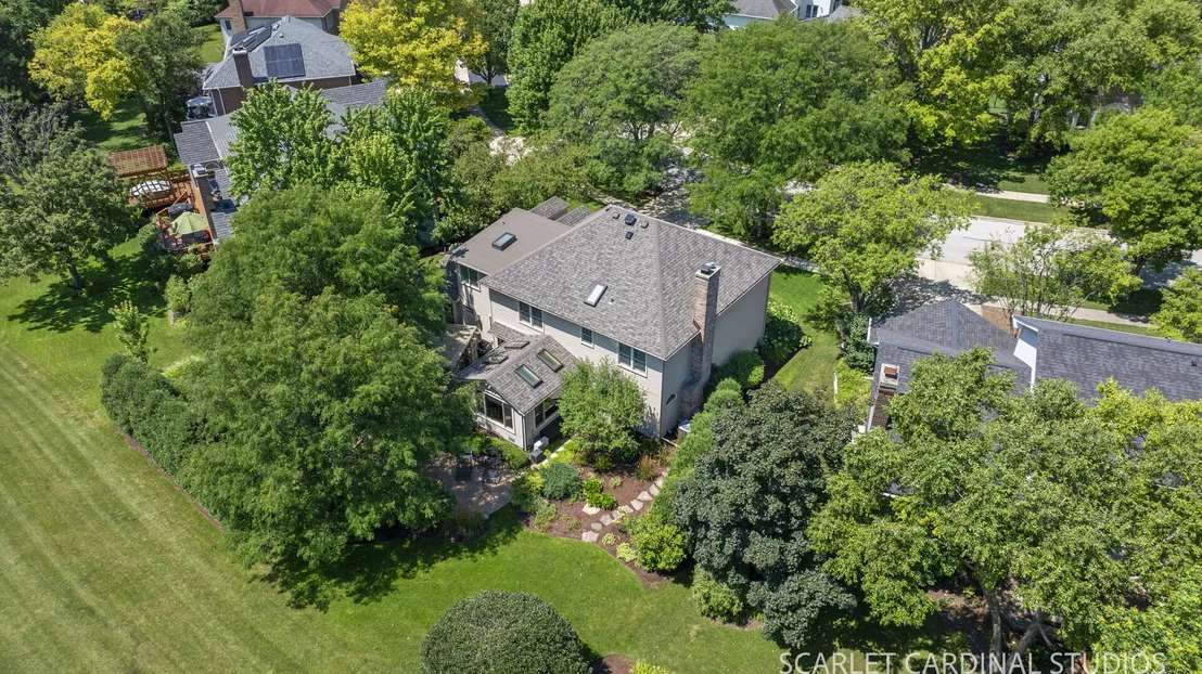 Photo of 516 Braemar Avenue